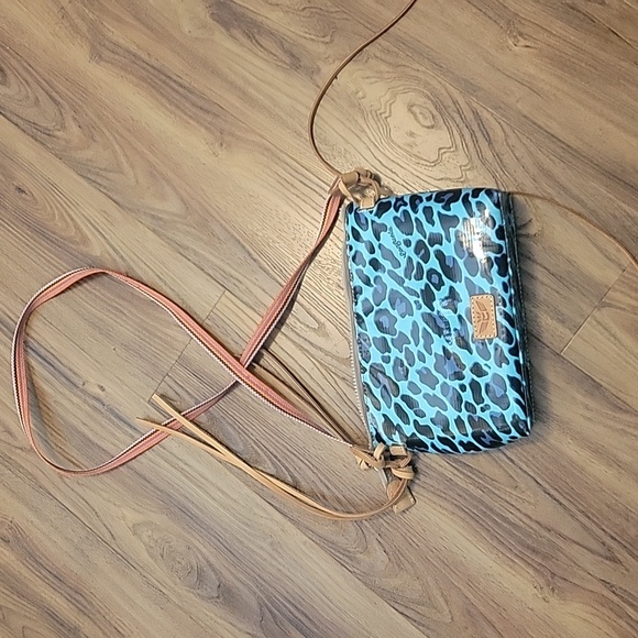 Consuela Handbags - Consuela Crossbody bag, EUC